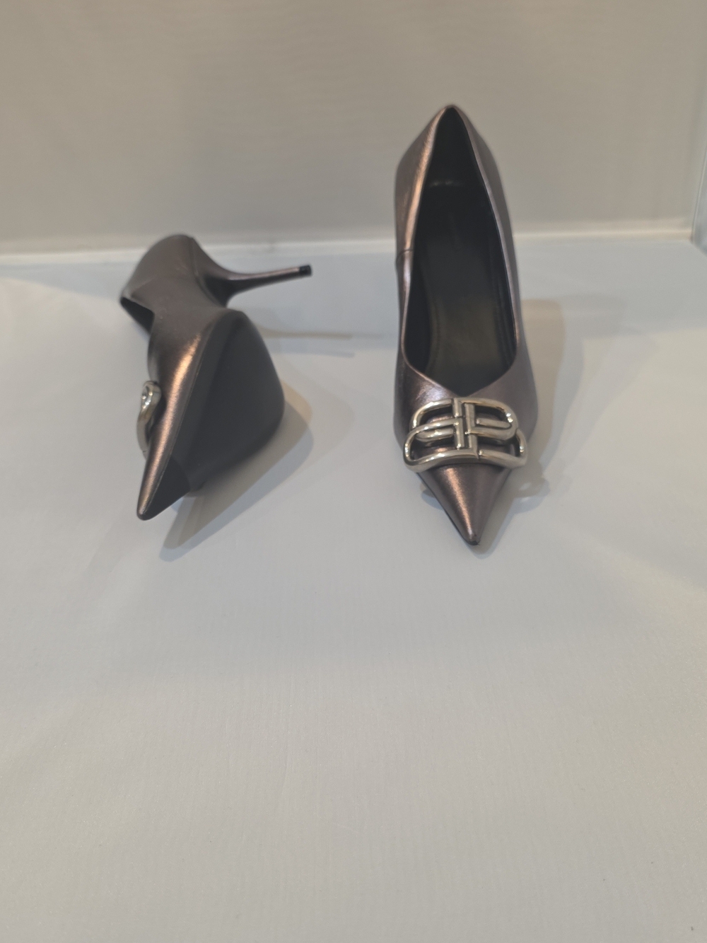 Balenciaga Metallic Bronze Pointed Toe Stiletto Pumps with Interlocking Logo - Picture 2 of 4